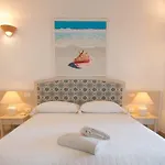 Nibaru Hotel Capriccioli (Sardinia)