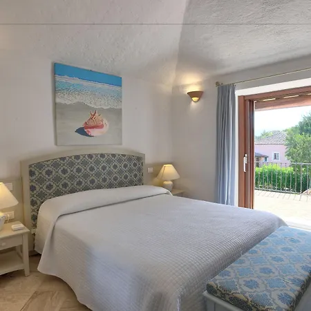 Hotel Nibaru Capriccioli (Sardinia)