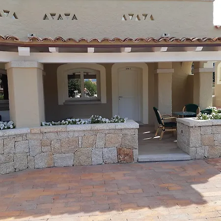 Hotel Nibaru Capriccioli (Sardinia)
