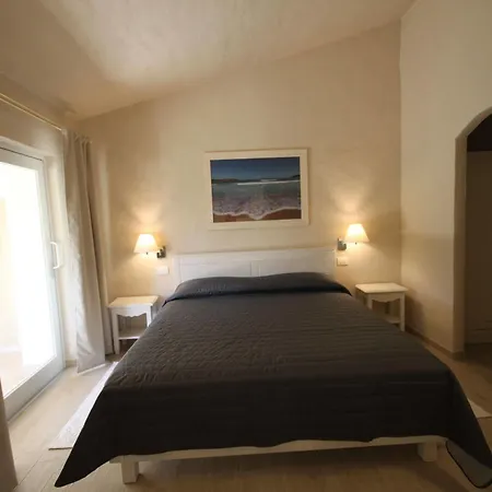 Nibaru 4* Capriccioli (Sardinia)