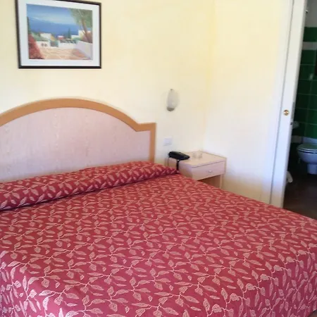Nibaru Hotel Capriccioli (Sardinia)