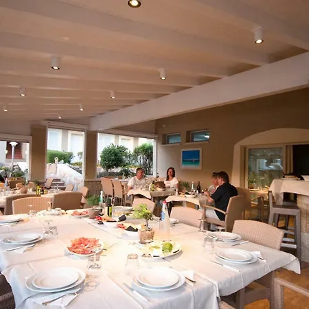 Hotel Nibaru Capriccioli (Sardinia)