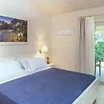 Nibaru Hotel Capriccioli (Sardinia)