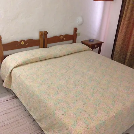 Nibaru Hotell Capriccioli (Sardinia)