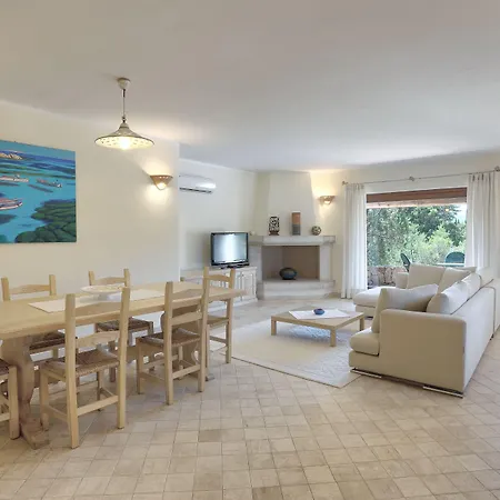Nibaru Отель Capriccioli (Sardinia)