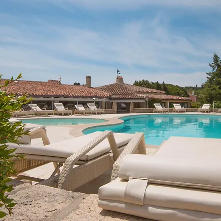 Nibaru 4* Capriccioli (Sardinia)