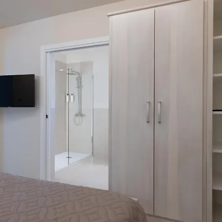 Nibaru Hotel 4*