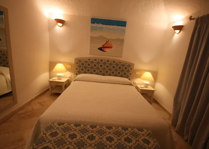 Nibaru Hotel Capriccioli (Sardinia)